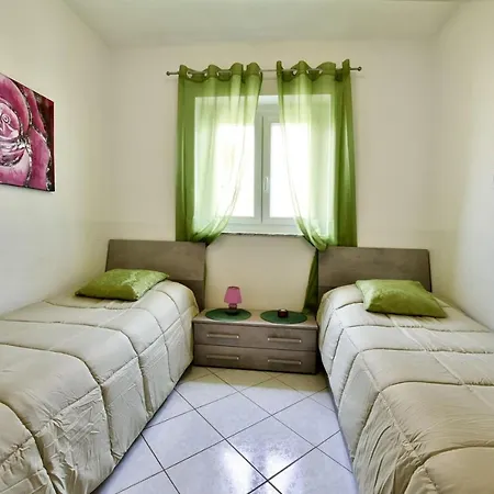 Guest house House Anna For Max 13 Persons In Porec, Pet Friendly *