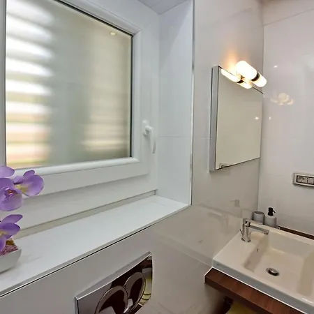 Guest house House Anna For Max 13 Persons In Porec, Pet Friendly